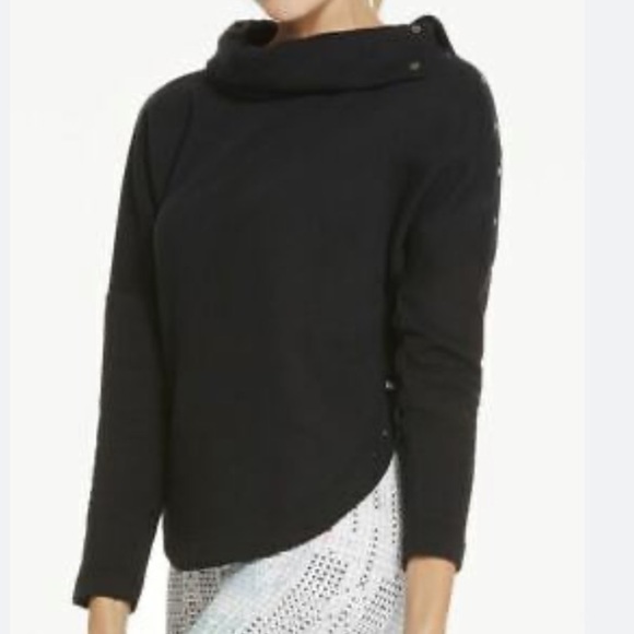 FABLETICS Black "Peary" Snap Shoulder Funnel Neck Crop Pullover Sweatshirt L - Picture 1 of 8